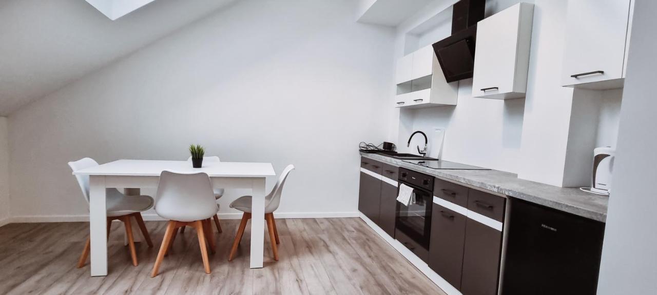 Sunny Apartment 8 クラクフ エクステリア 写真